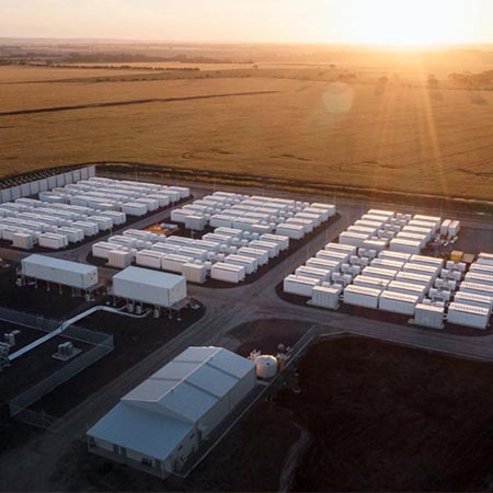 Musk announced plans to build a commercial energy storage battery super factory in Shanghai in 2023